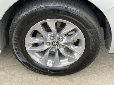 2024 Toyota Sienna XLE 8 Passenger