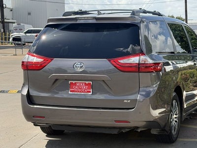 2018 Toyota Sienna XLE Premium 8 Passenger