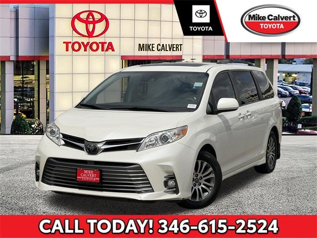 2018 Toyota Sienna XLE Premium 8 Passenger
