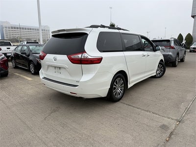 2018 Toyota Sienna XLE Premium 8 Passenger