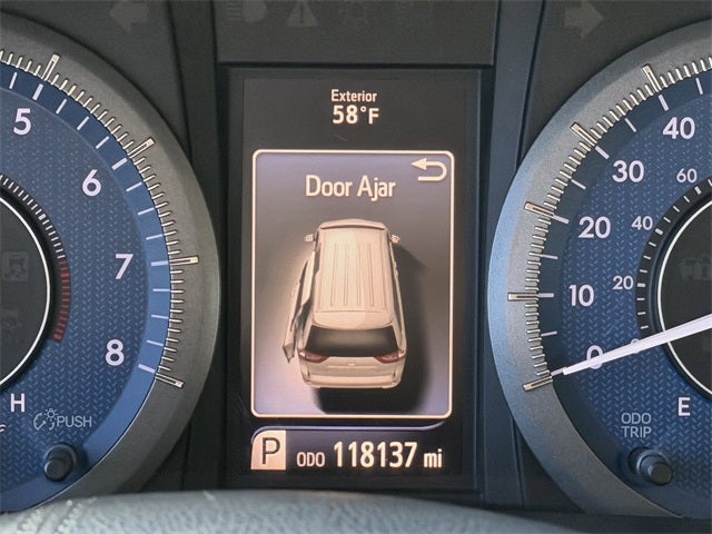 2017 Toyota Sienna XLE