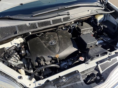 2017 Toyota Sienna XLE