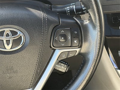 2020 Toyota Sienna XLE