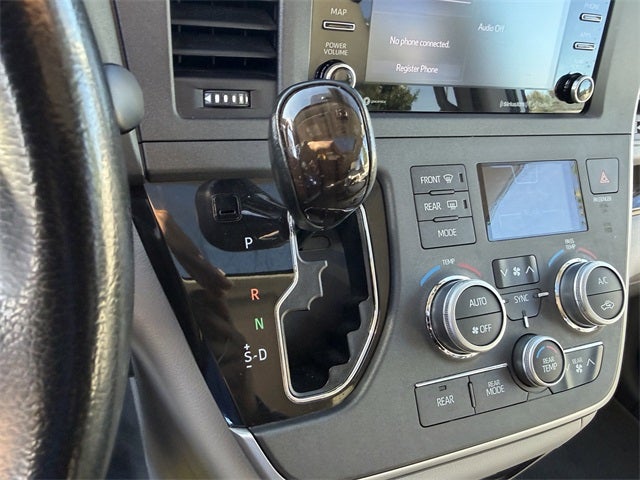 2020 Toyota Sienna XLE