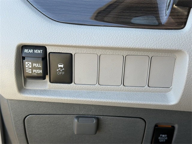 2020 Toyota Sienna XLE