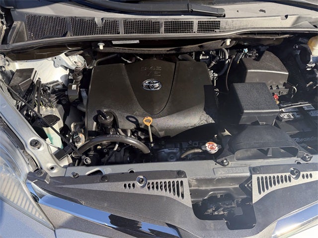 2020 Toyota Sienna XLE