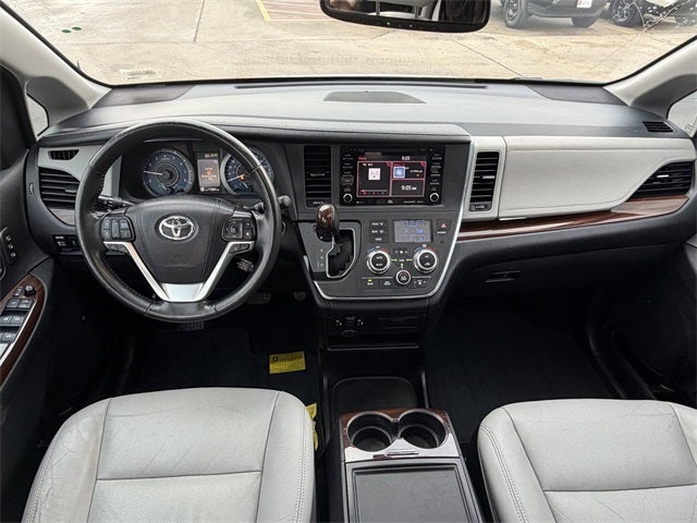 2019 Toyota Sienna Limited 7 Passenger