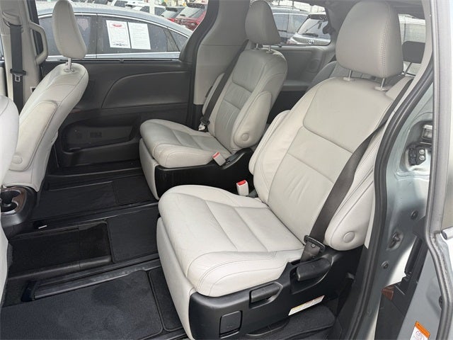 2019 Toyota Sienna Limited 7 Passenger