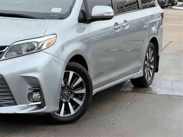 2019 Toyota Sienna Limited 7 Passenger