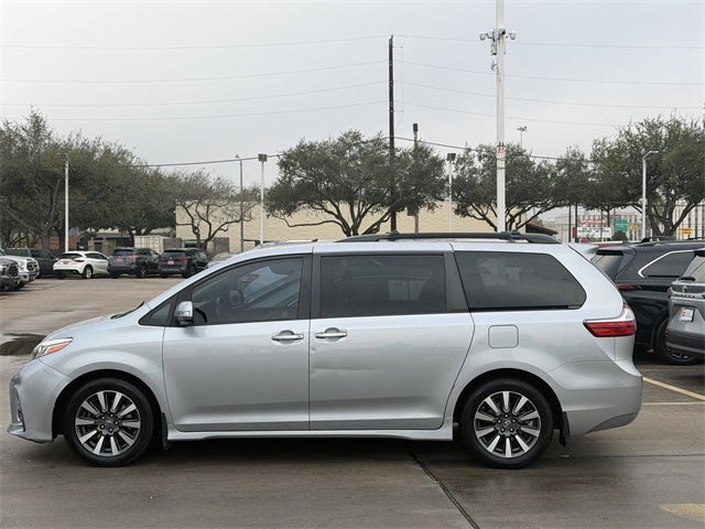 2019 Toyota Sienna Limited 7 Passenger