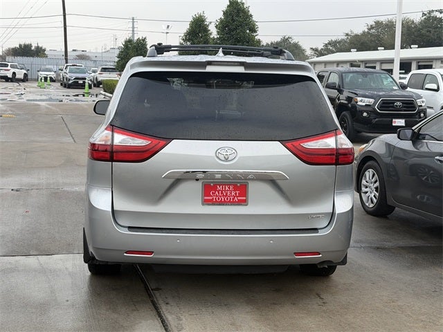 2019 Toyota Sienna Limited 7 Passenger