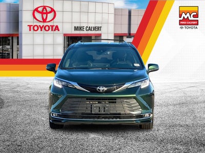 2026 Toyota Sienna Limited 7 Passenger