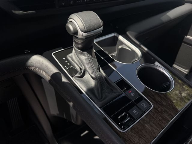 2025 Toyota Sienna Limited 7 Passenger