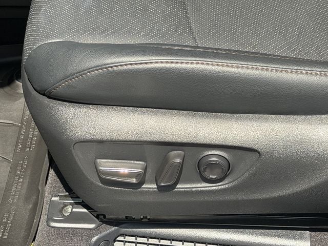 2025 Toyota Sienna Limited 7 Passenger