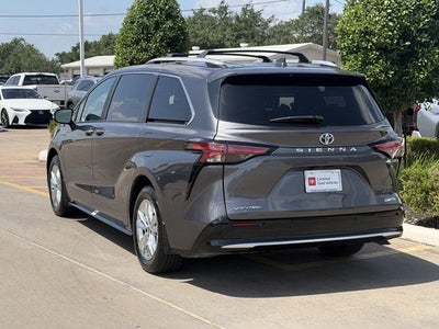 2025 Toyota Sienna Limited 7 Passenger