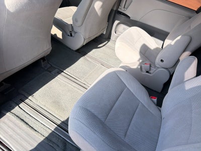 2017 Toyota Sienna L 7 Passenger