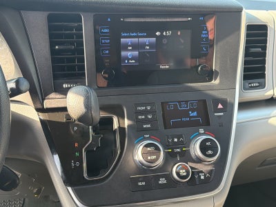 2017 Toyota Sienna L 7 Passenger