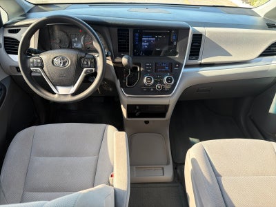 2017 Toyota Sienna L 7 Passenger