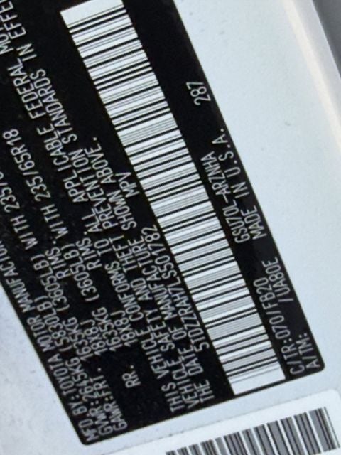 2020 Toyota Highlander LE