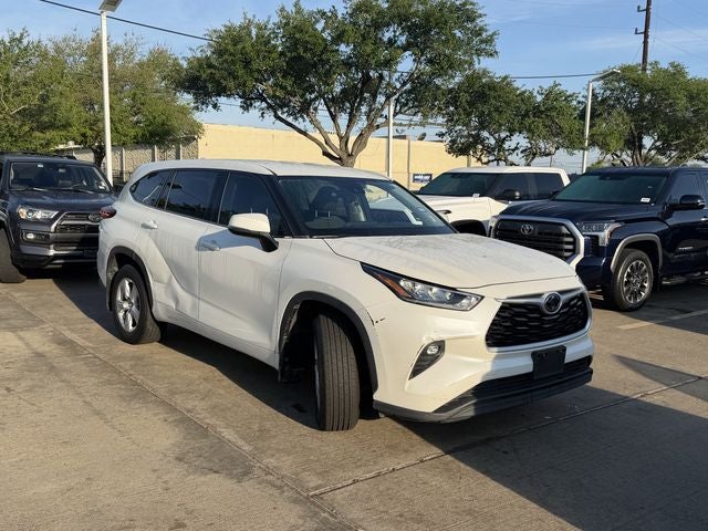 2020 Toyota Highlander LE