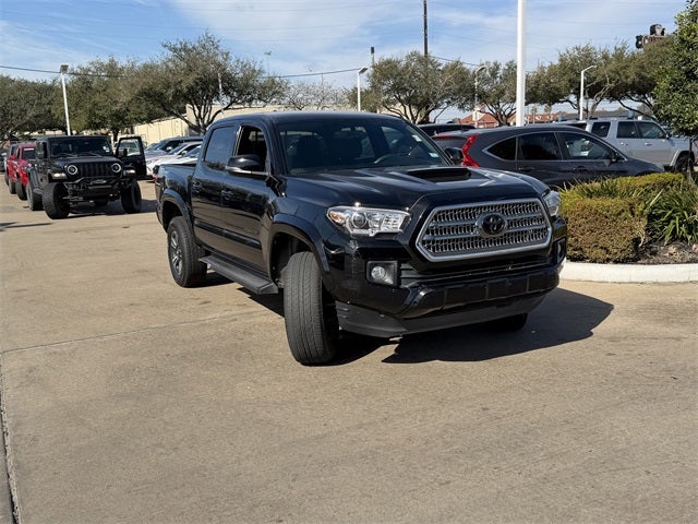 2017 Toyota Tacoma TRD Sport