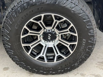 2025 Toyota Tundra SR