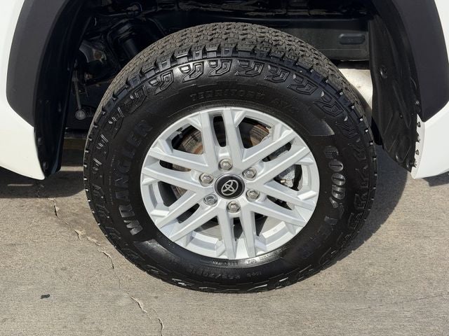 2025 Toyota Tundra SR5