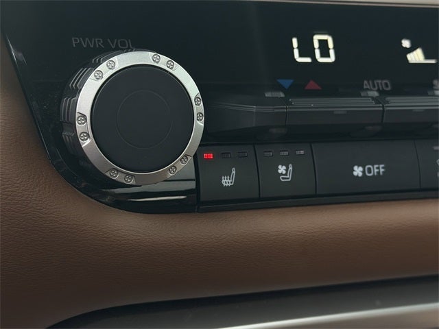 2023 Toyota Tundra Hybrid 1794 Edition