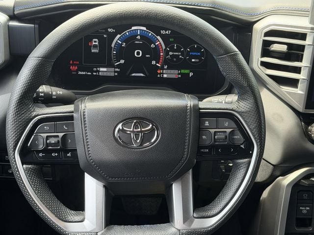 2025 Toyota Tundra Hybrid Platinum