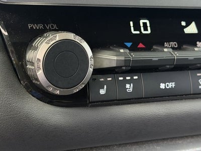 2025 Toyota Tundra Hybrid Platinum