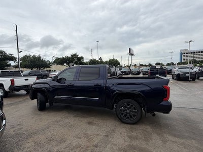 2025 Toyota Tundra Hybrid Platinum