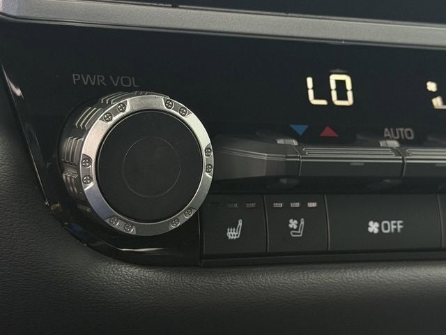 2024 Toyota Tundra Hybrid Platinum