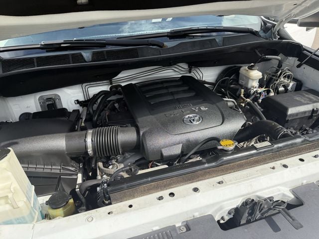 2015 Toyota Tundra SR5