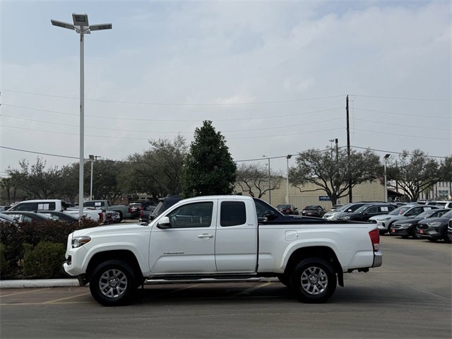 2017 Toyota Tacoma SR5 V6