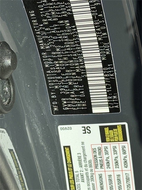 2024 Toyota Corolla LE