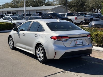 2025 Toyota Corolla LE