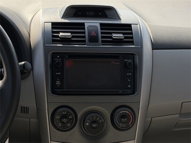 2013 Toyota Corolla LE