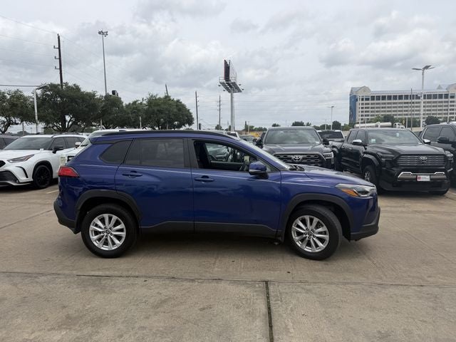 2024 Toyota Corolla Cross LE