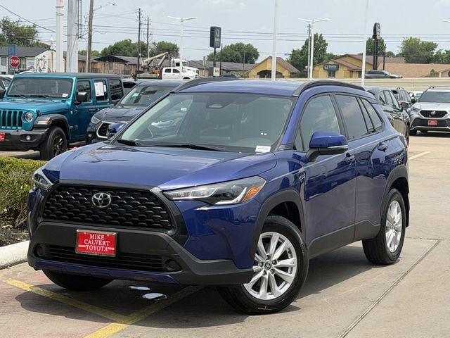 2024 Toyota Corolla Cross LE