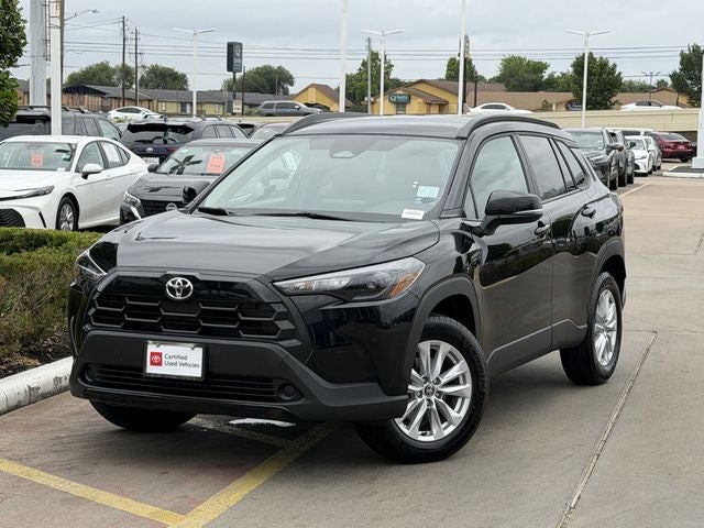 2026 Toyota Corolla Cross LE