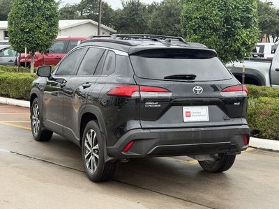 2025 Toyota Corolla Cross XLE