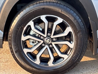 2024 Toyota Corolla Cross Hybrid SE