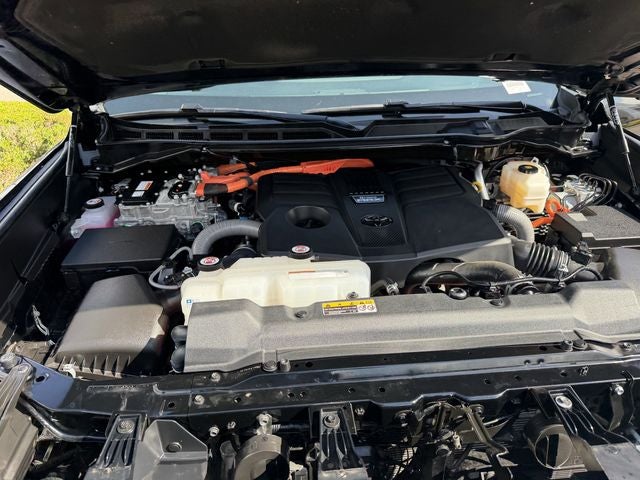 2025 Toyota Sequoia SR5