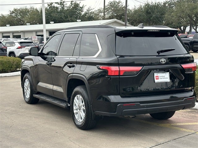2025 Toyota Sequoia SR5