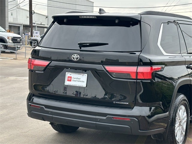 2025 Toyota Sequoia SR5