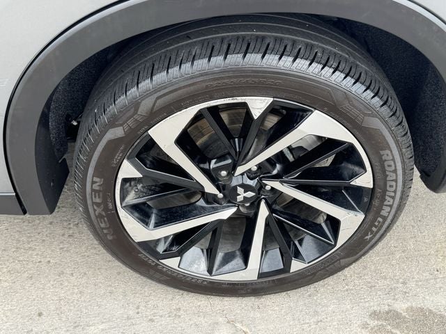 2023 Mitsubishi Outlander PHEV SE