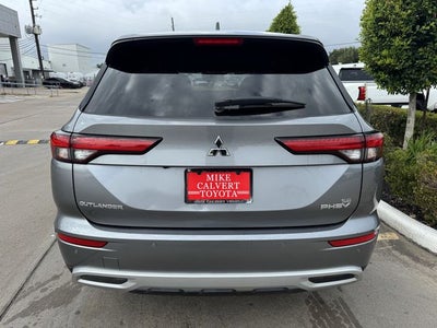 2023 Mitsubishi Outlander PHEV SE