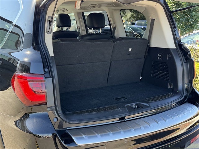 2021 INFINITI QX80 LUXE