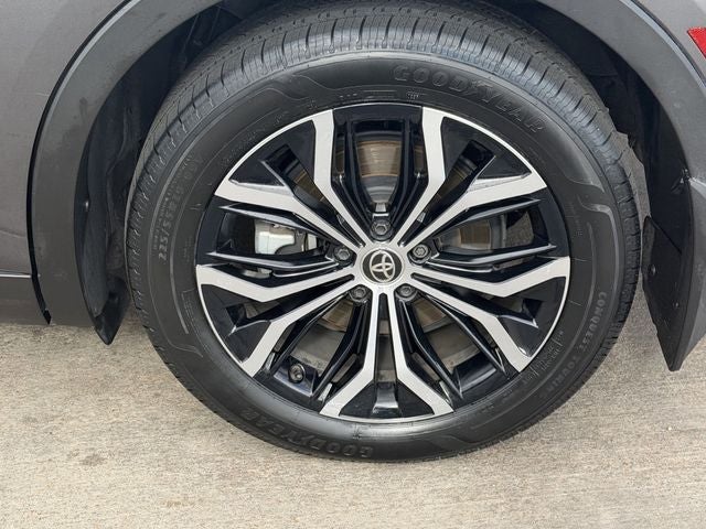 2023 Toyota Crown Limited