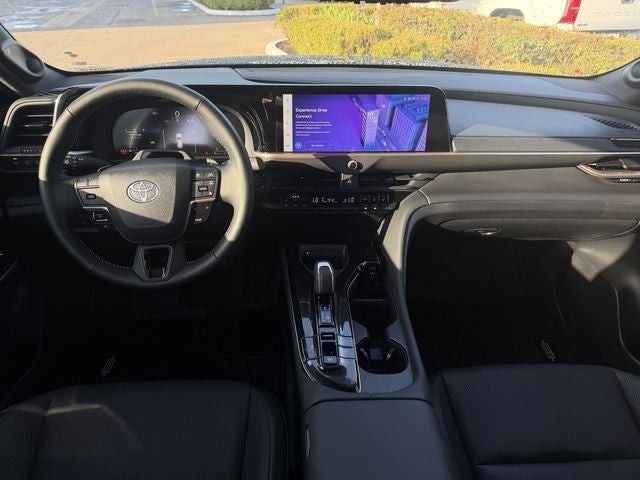 2025 Toyota Crown Signia Limited